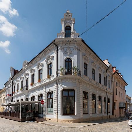 B&B Hotel Praha Нови-Їчін Екстер'єр фото