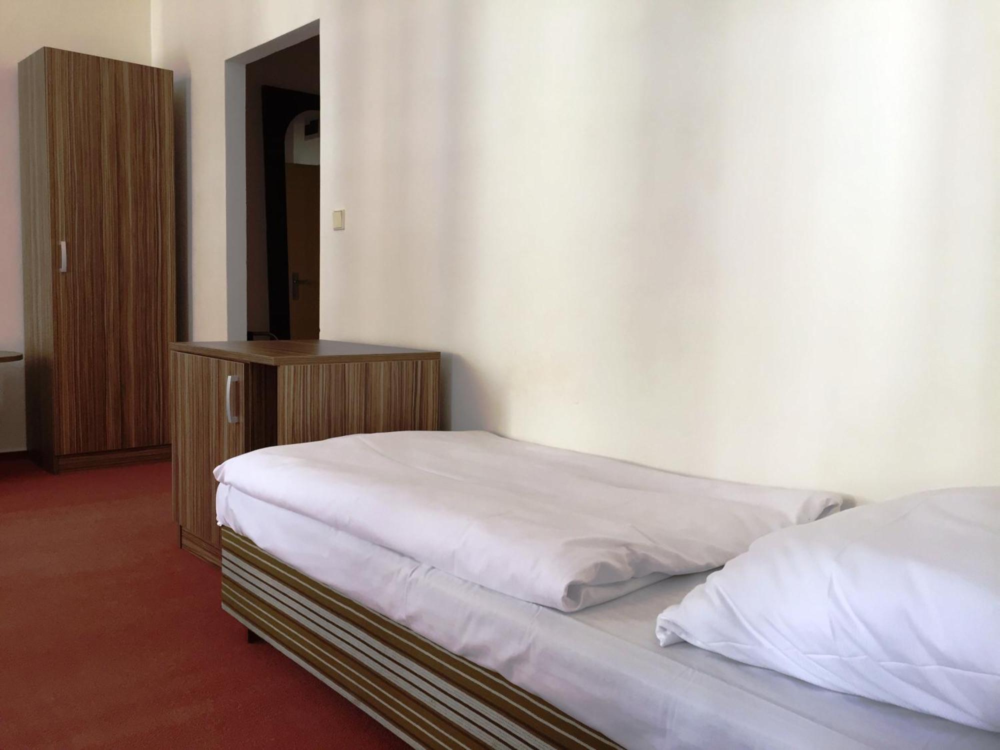 B&B Hotel Praha Нови-Їчін Номер фото