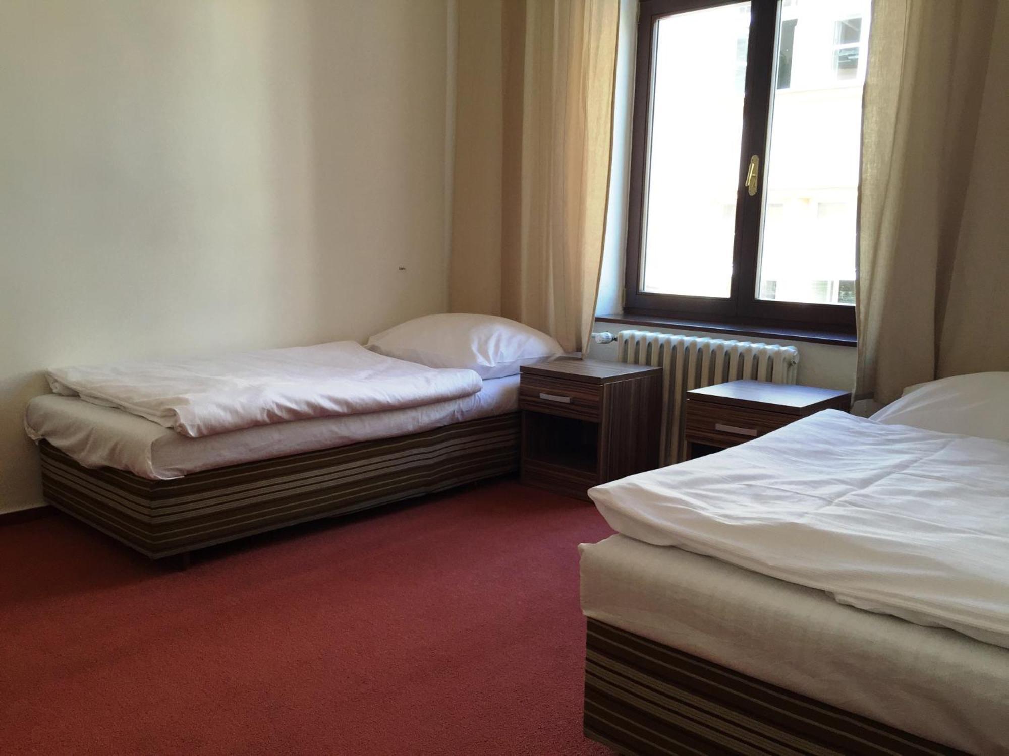 B&B Hotel Praha Нови-Їчін Номер фото